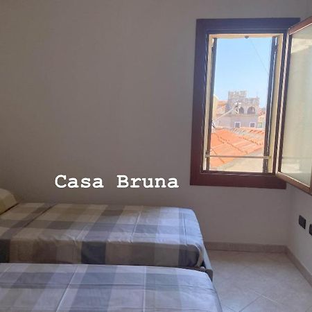 Casa Bruna - Appartamento Renato 키오자 외부 사진