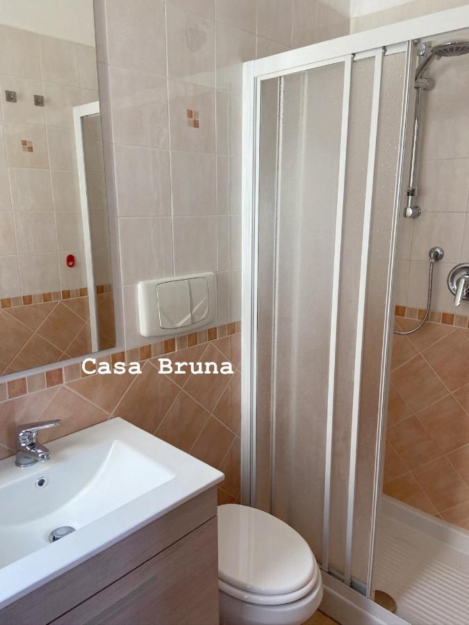 Casa Bruna - Appartamento Renato 키오자 외부 사진